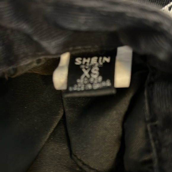 NWOT High Waist Dragon Print Black Jeans Women Size XS - Picture 7 of 7